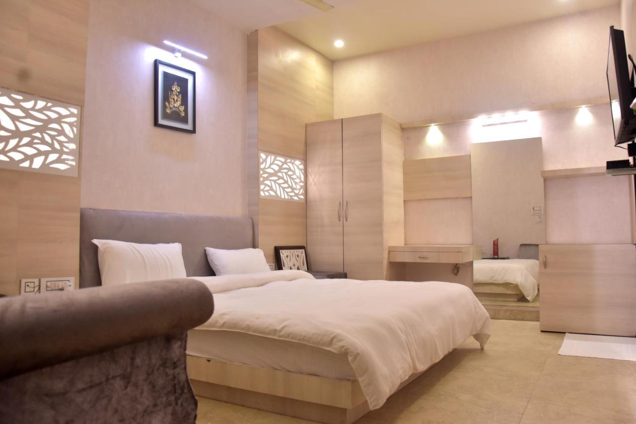Hotel Mahendra Plaza Hardoi Ngoại thất bức ảnh