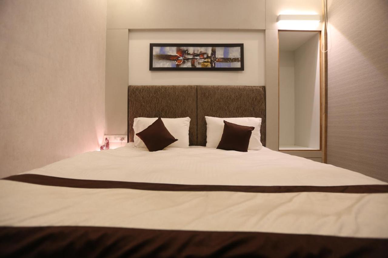 Hotel Mahendra Plaza Hardoi Ngoại thất bức ảnh